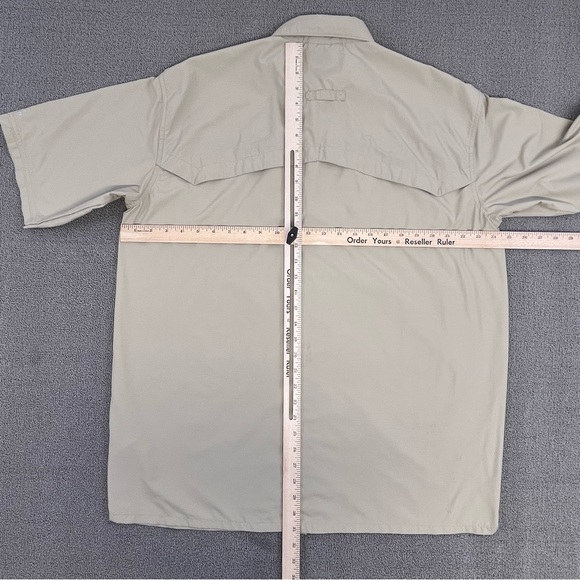 Cabela's Shirt Large Beige Button up GlideWear Vented Performance UPF 50 Men - Picture 10 of 13